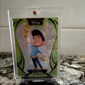 Disney Fix-It Felix Jr. Holographic Card with Green Accents #028/395